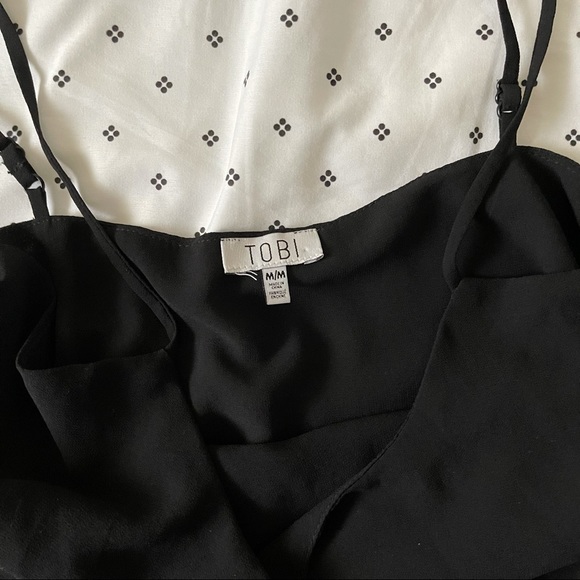 Tobi Crop Top - Picture 2 of 2